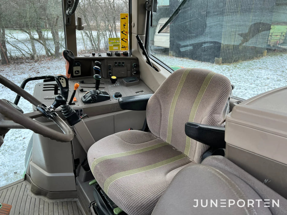 John Deere 6430 Med Lastare Skogs- & Lantbruksmaskiner
