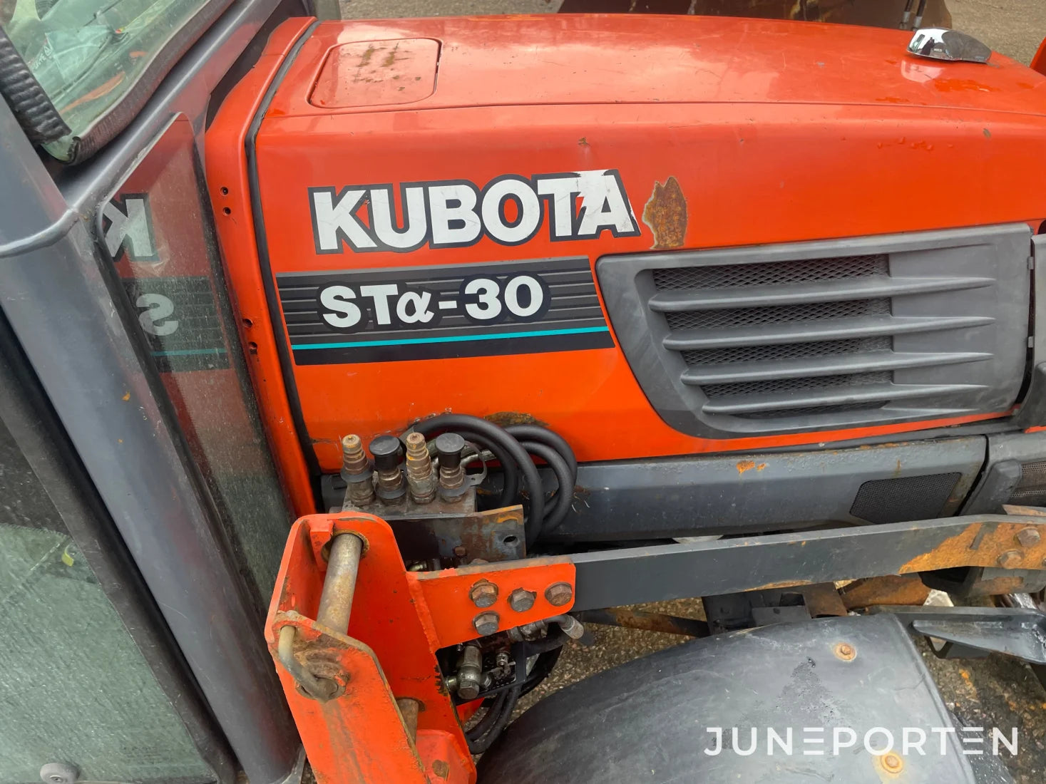 Kubota STA-30 med Lastare & Redskap