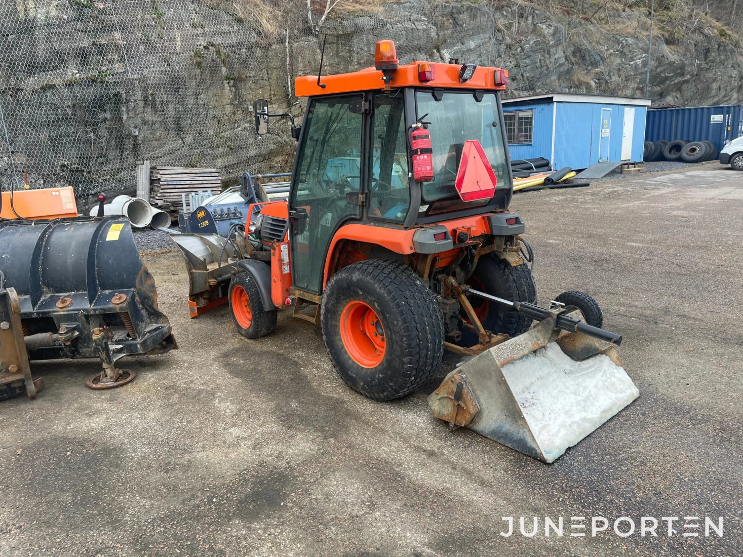 Kubota STA-30 med Lastare & Redskap