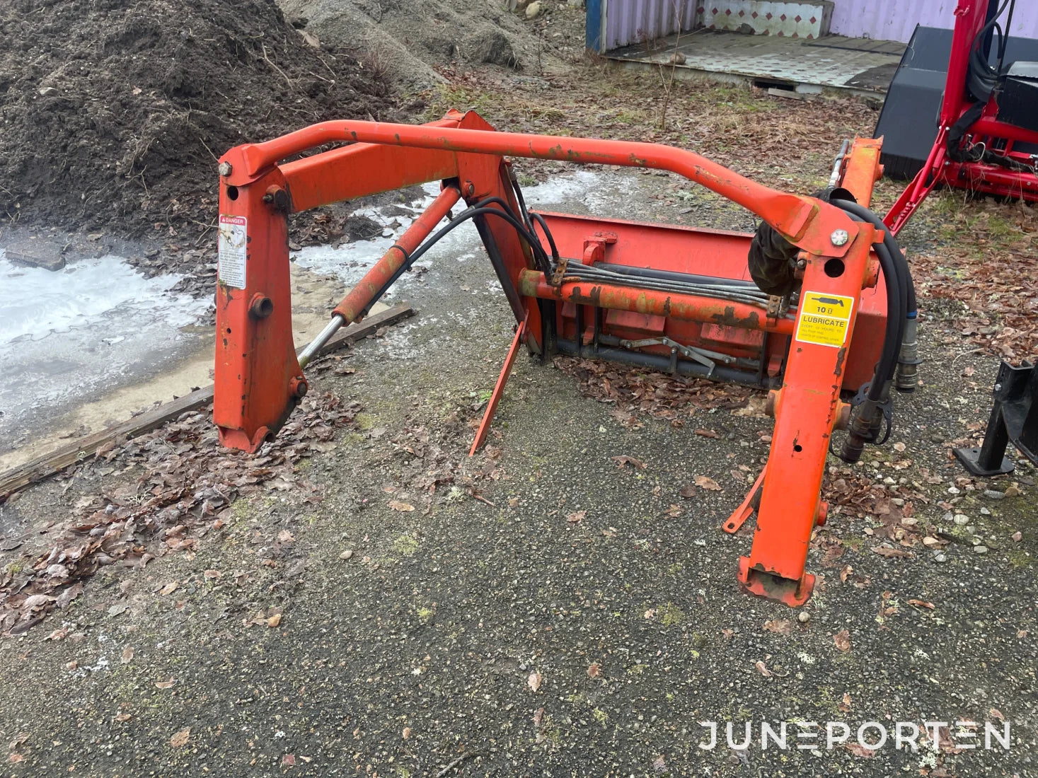 Kubota STA-30 med Lastare & Redskap