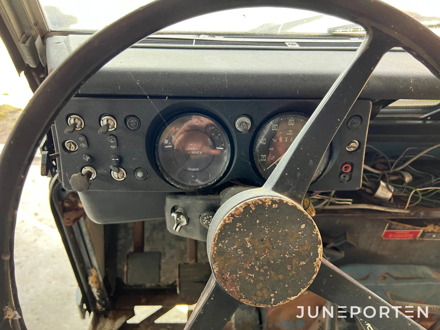 Land Rover 88 PU DIE