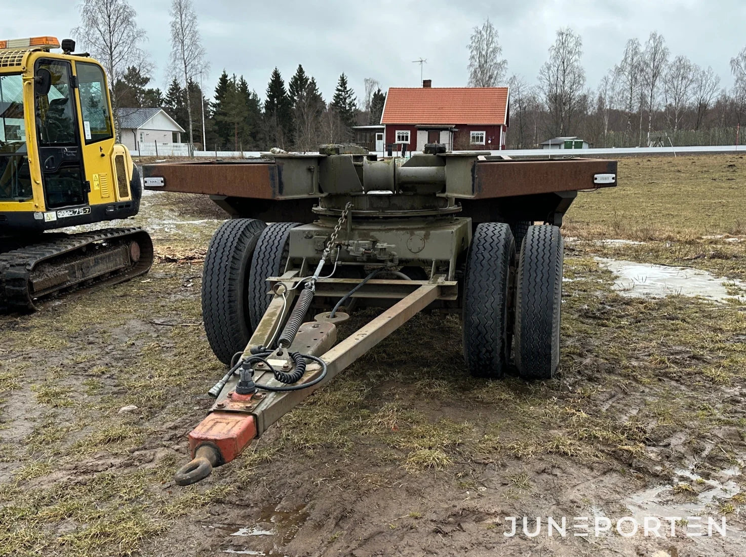 Maskintrailer Bröd Forss 3-axlad