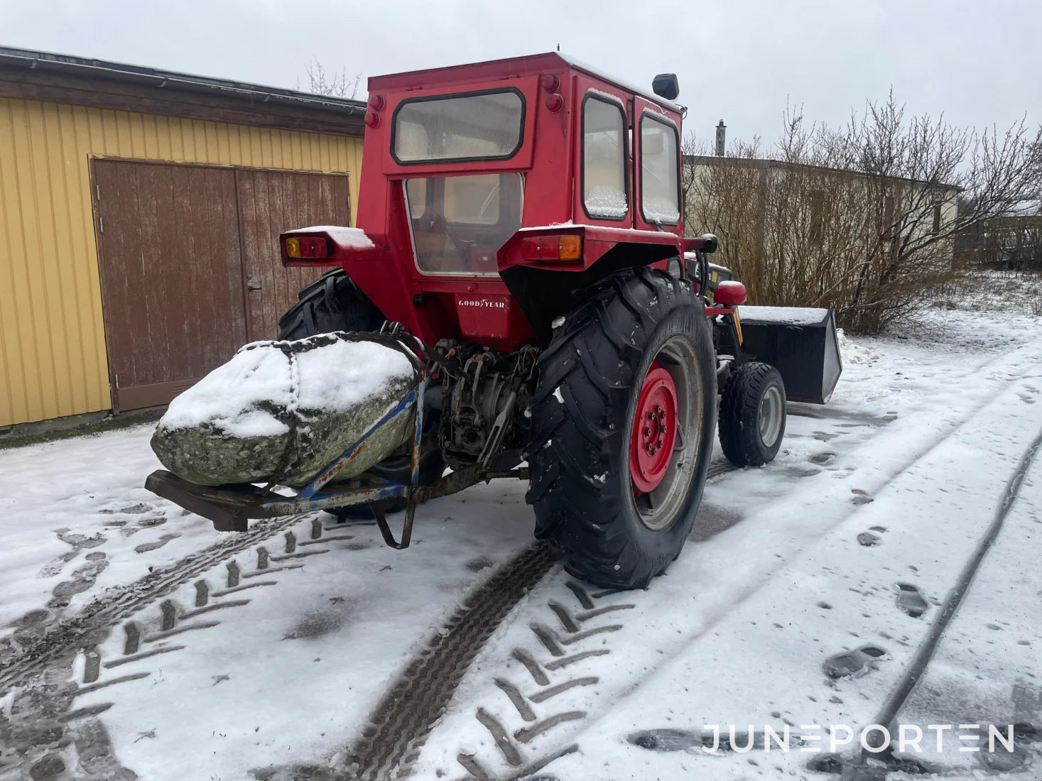 Massey Ferguson 178 med lastare