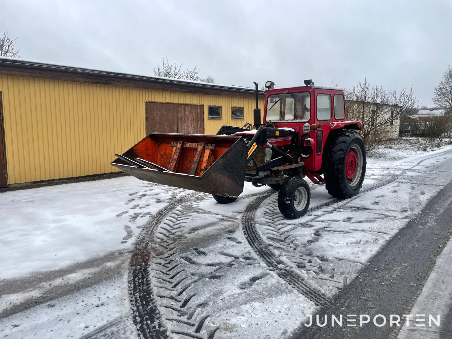 Massey Ferguson 178 med lastare