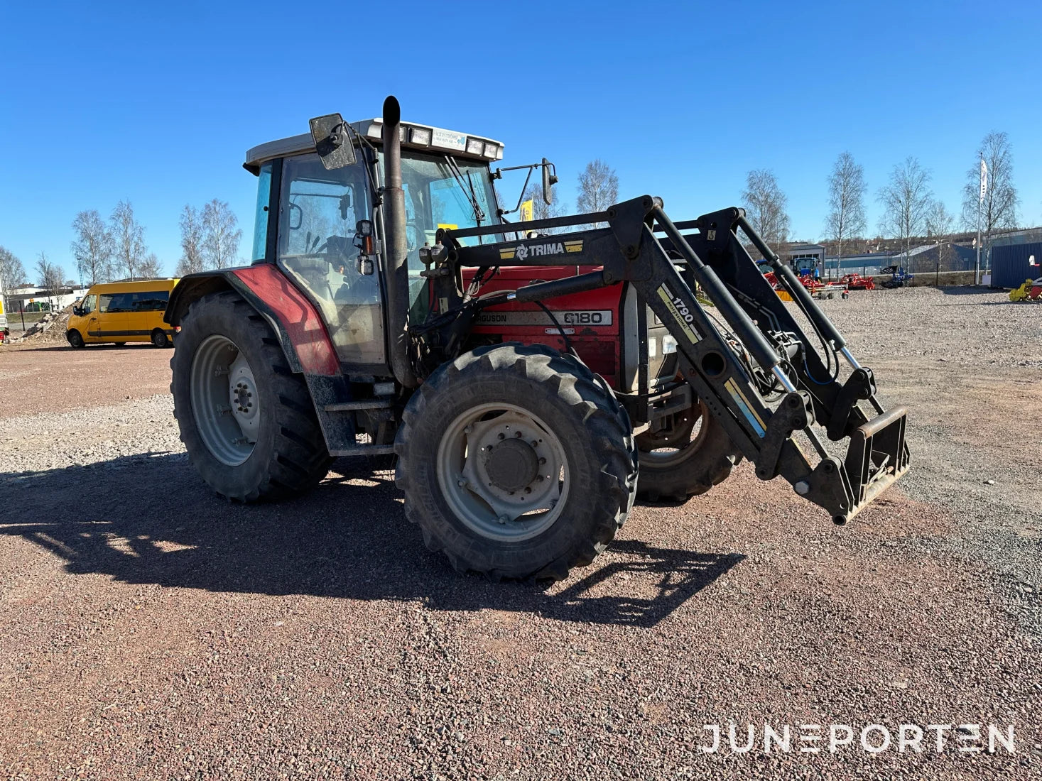 Massey Ferguson 6180 4WD med Trima lastare