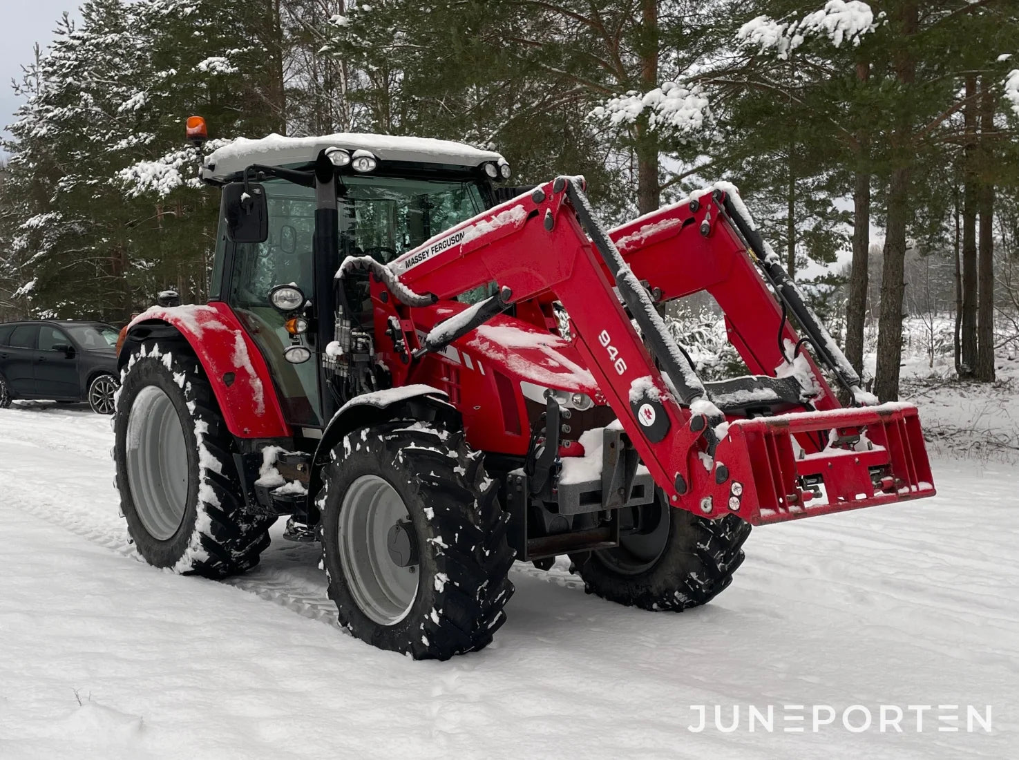 Massey Ferguson MF 5610 med lastare