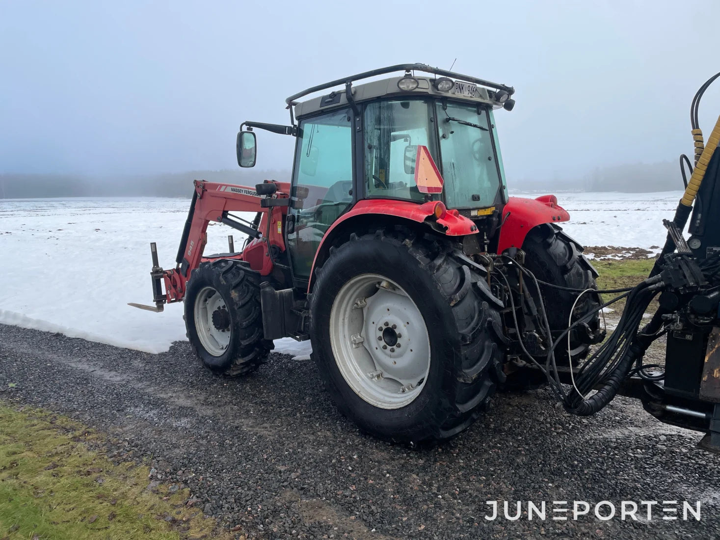 Massey Ferguson 5455 med Twintrac och Lastare