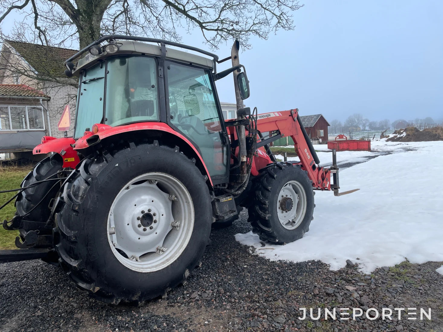 Massey Ferguson 5455 med Twintrac och Lastare