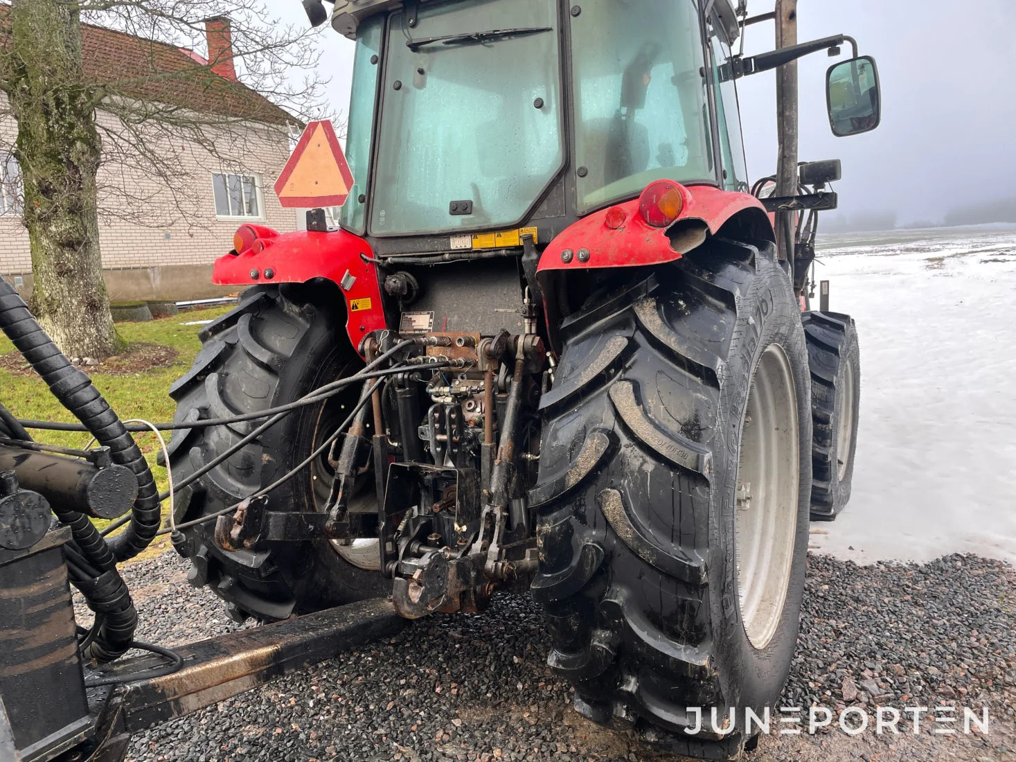 Massey Ferguson 5455 med Twintrac och Lastare