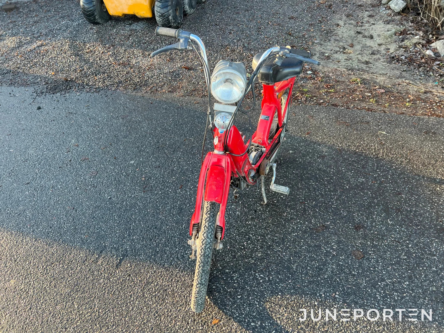 Moped Piaggio Ciao Röd