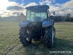 New Holland TS 100 med Lastare