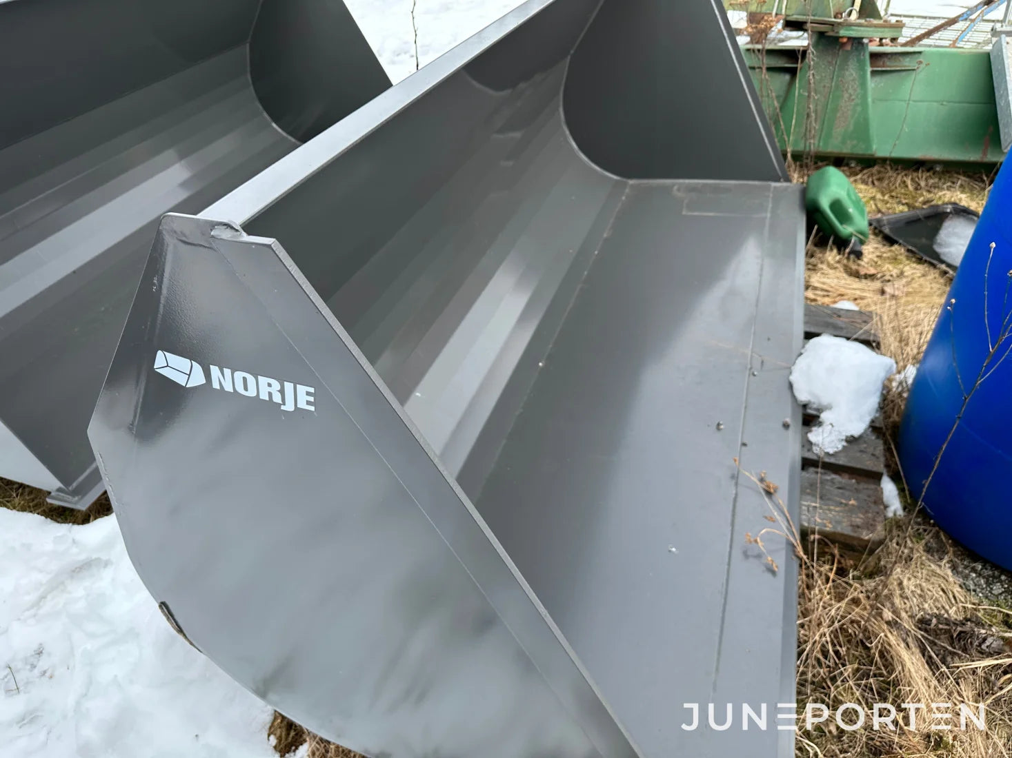 Universalskopa Norje 1 800 L