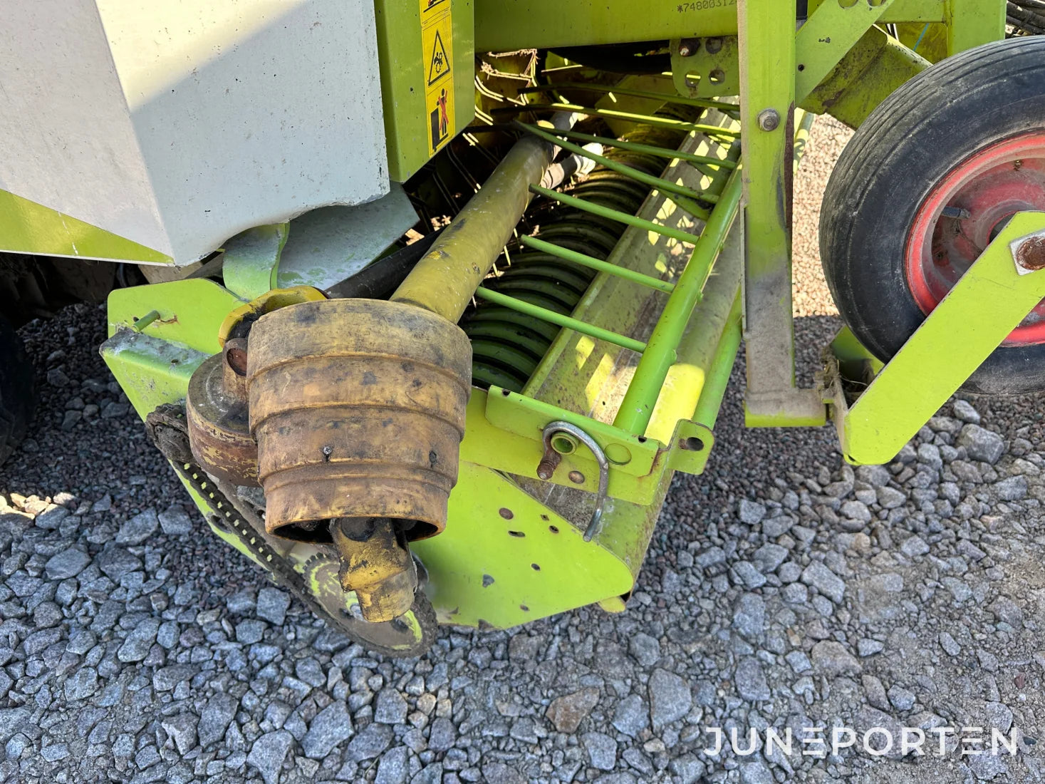 Rundbalspress Claas Rollant 255