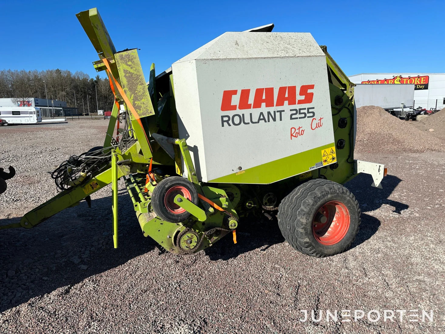 Rundbalspress Claas Rollant 255