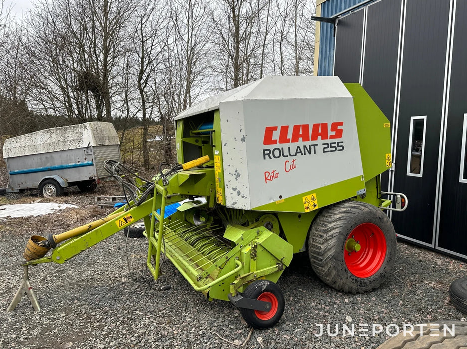 Rundbalspress Claas Rollant 255 Skogs- & Lantbruksmaskiner