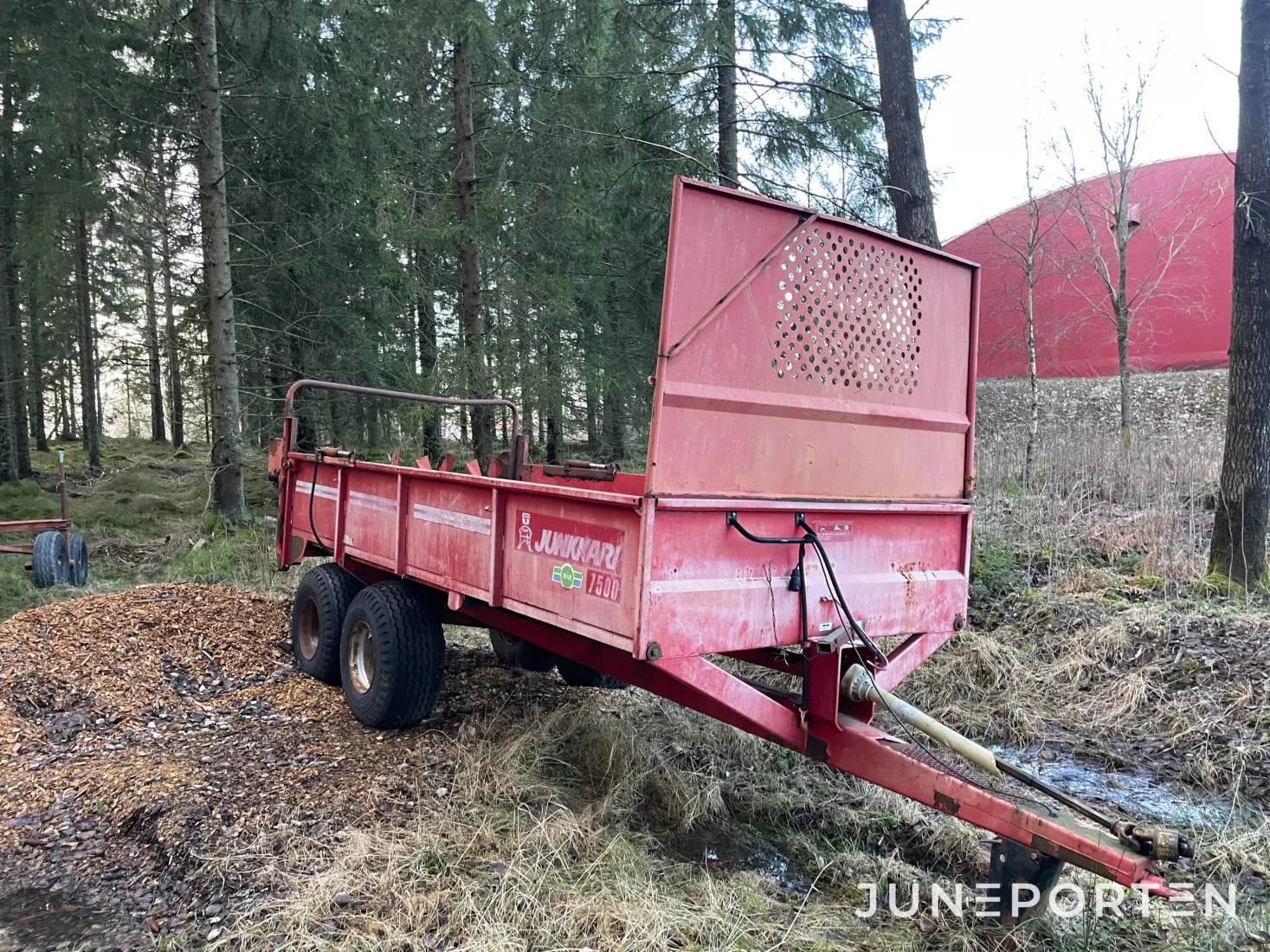 Stallgödselspridare Junkkari ESK 7500