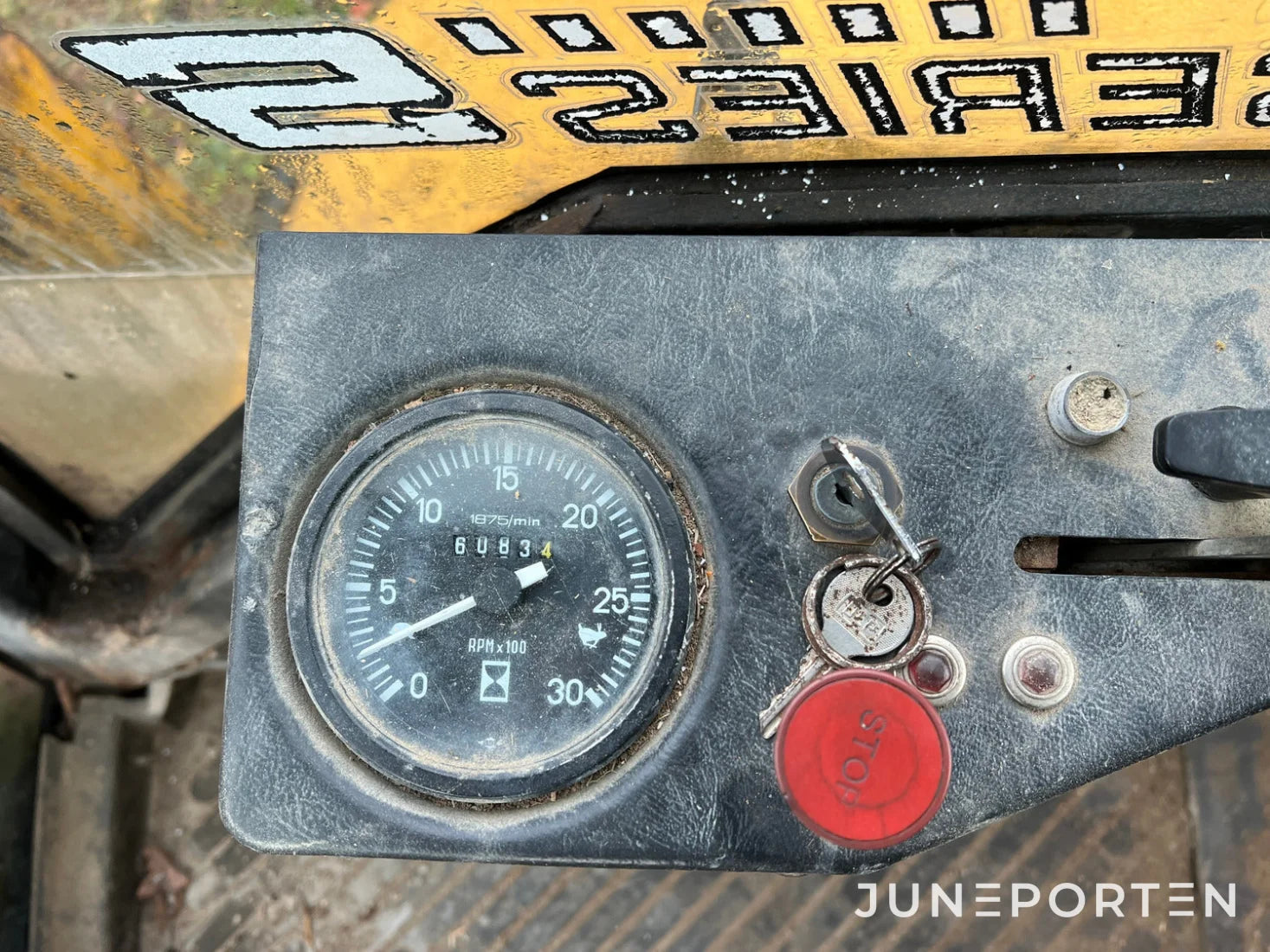 Traktorgrävare MF50HX Serie S