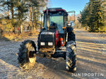 Valtra 600 4WD med skogshytt