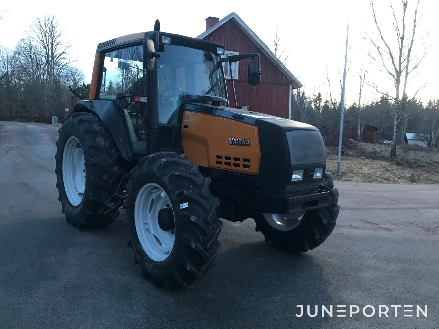 Valtra 6250 4WD