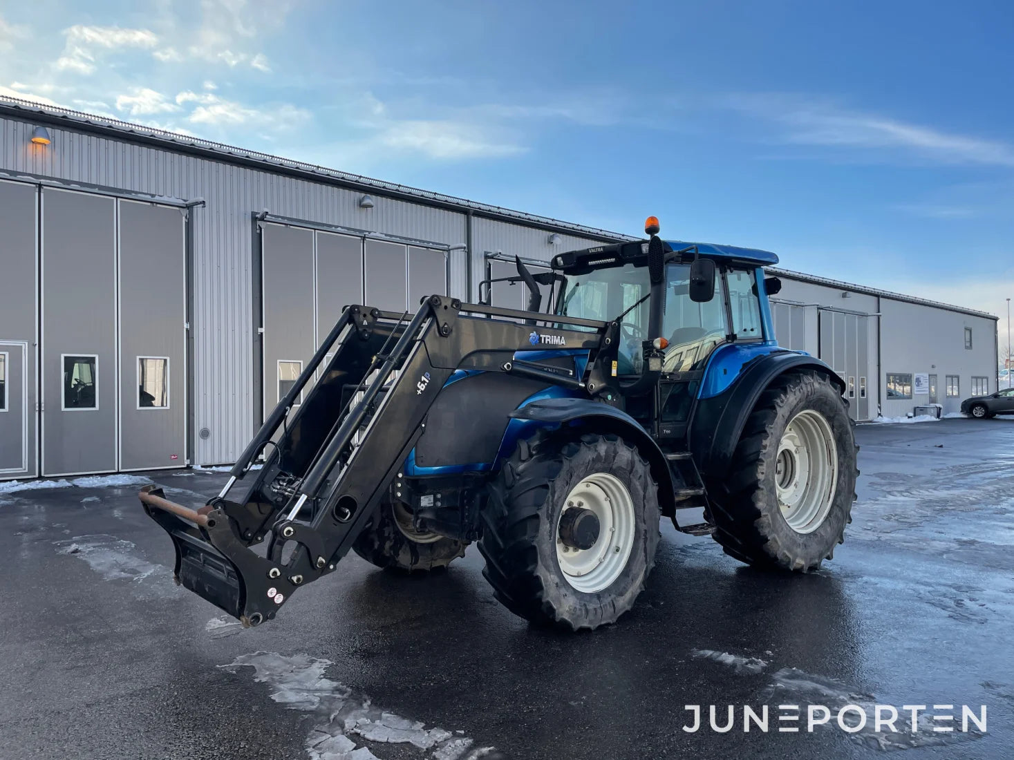 Valtra T 190 med lastare