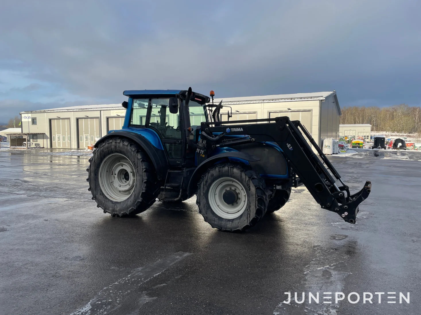 Valtra T 190 med lastare